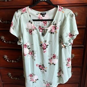 Torrid ladies blouse